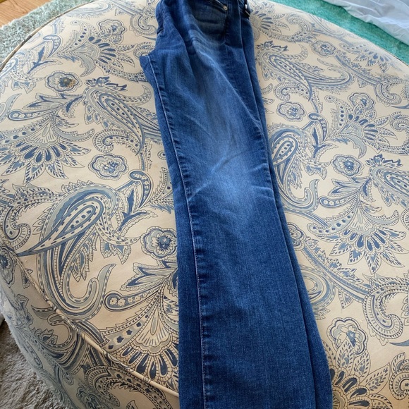 AG Adriano Goldschmied - Picture 9 of 16